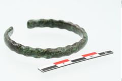 Foto von Bronzearmreif (NHMW-PRAE-025351)